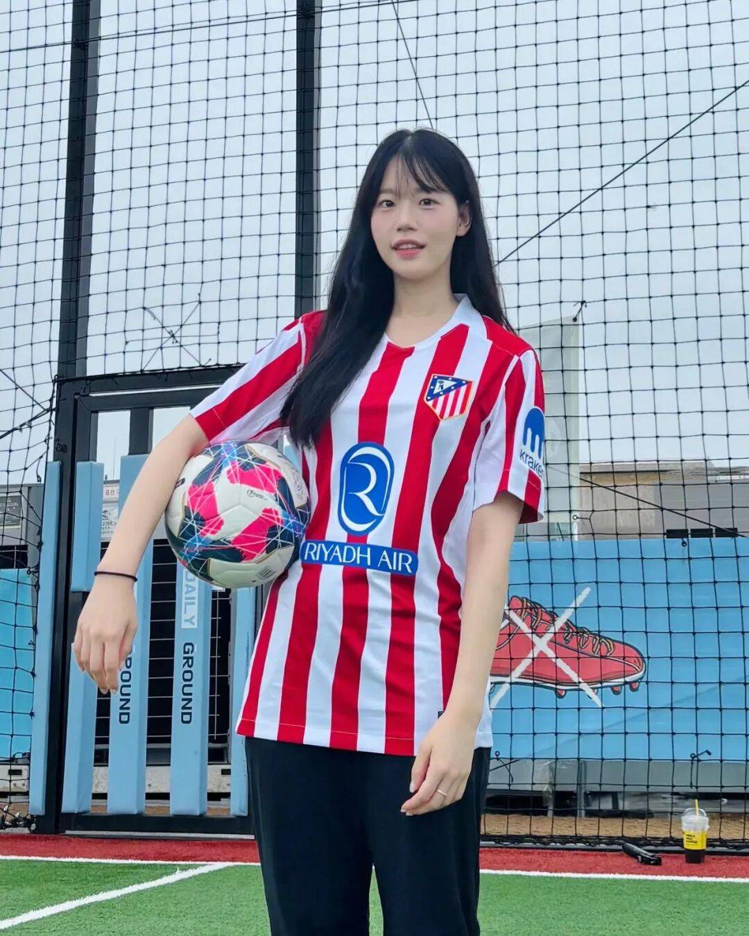 欧冠联赛:利物浦伊萨克首秀,马德里竞技五人缺席