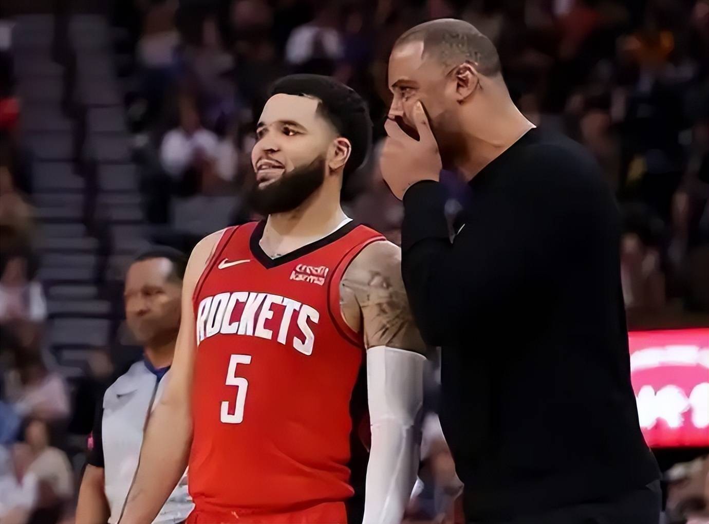 再见卡佩拉！火箭、开拓者酝酿4换2交易，1米93后卫空降休斯顿